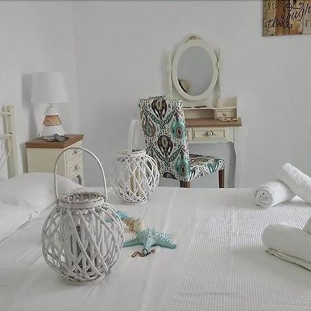 Отель Di Mare Kouroupi Экстерьер фото